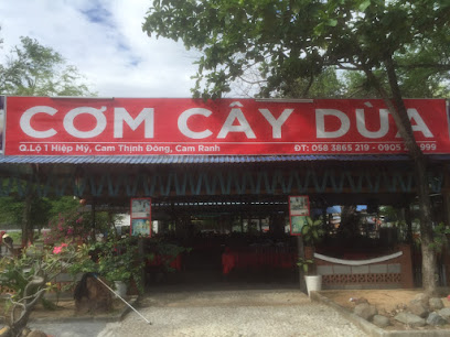 Quán Cơm Cây Dừa