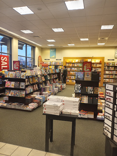 Book Store «Barnes & Noble», reviews and photos, 55 Parsonage Rd, Edison, NJ 08837, USA