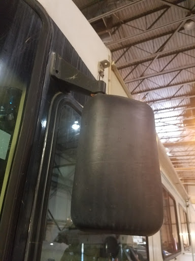 Auto Repair Shop «Suburban Car & Truck Repair», reviews and photos, 17309 S Miles Rd, Cleveland, OH 44128, USA