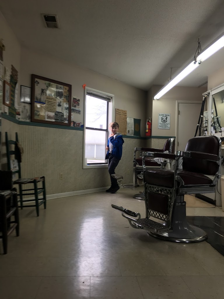 North End Barber Shop 38464