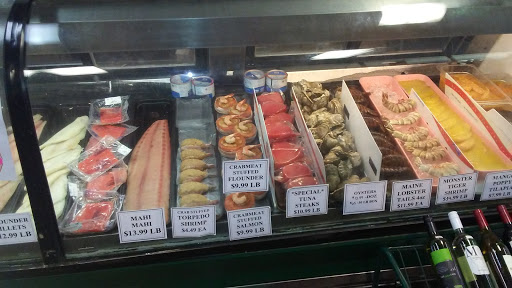 Gourmet Grocery Store «Land & Sea Market», reviews and photos, 4802 Gunn Hwy #118, Tampa, FL 33624, USA