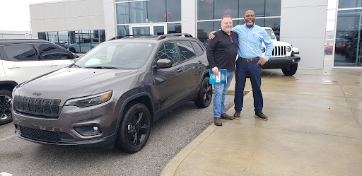 Car Dealer «Bill Estes Chrysler Dodge Jeep Ram», reviews and photos, 745 E 56th St, Brownsburg, IN 46112, USA