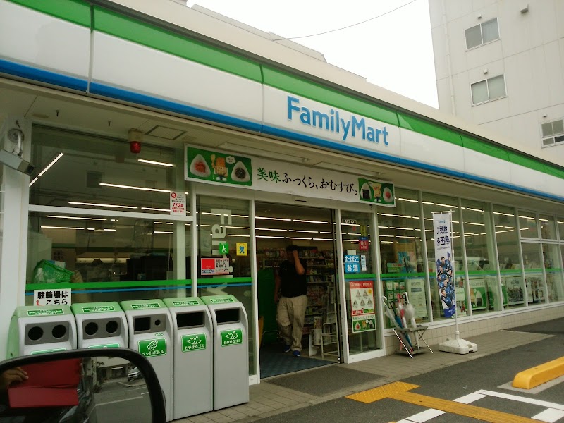 ファミリーマート 高知土居町店