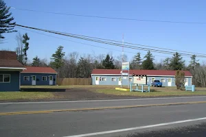 Pine Grove Motel image