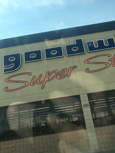 Thrift Store «Goodwill Super Store», reviews and photos, 825 W Pipeline Rd, Hurst, TX 76053, USA