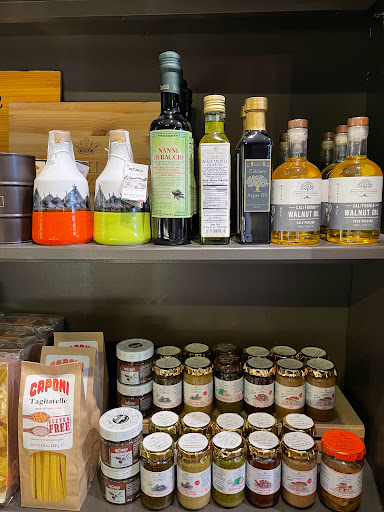 Wine Store «Augusta Food and Wine», reviews and photos, 2312 W Leland Ave, Chicago, IL 60625, USA