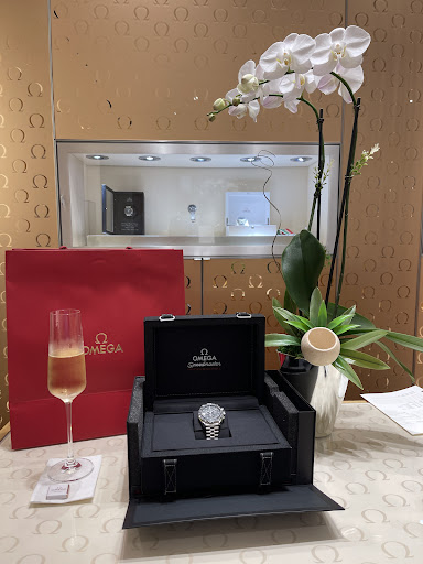 Boutique «OMEGA Boutique - Phipps Plaza», reviews and photos, 3500 Peachtree Rd NE, Atlanta, GA 30326, USA