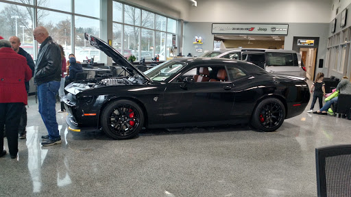 Car Dealer «Stew Hansen Dodge Ram Chrysler Jeep», reviews and photos, 12103 Hickman Rd, Des Moines, IA 50323, USA