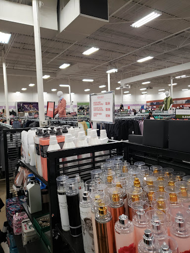 Clothing Store «K&G Fashion Superstore», reviews and photos, 4625 S Cooper St, Arlington, TX 76017, USA