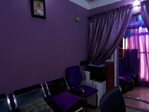 Jerry O. Art & Make-Up Studio, Ridge Rd, GRA, Onitsha, Nigeria, Hair Salon, state Anambra