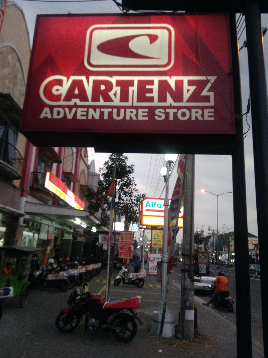 Cartenz Adventure Store