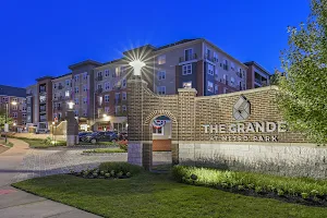 The Grande at MetroPark image