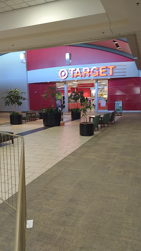 Shopping Mall «Merle Hay Mall», reviews and photos, 3800 Merle Hay Rd, Des Moines, IA 50310, USA