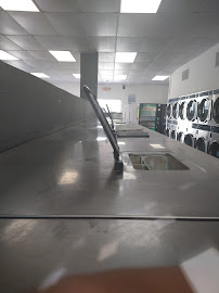 Coin Laundry of America#2 - Photo 8 - Car repair in North Miami, FL, Hollywood