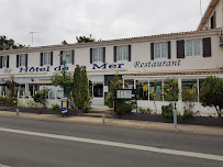 Extérieur du Restaurant Hôtel De La Mer à La Tranche-sur-Mer - n°6