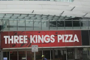 Three Kings Pizza Surfers Paradise image
