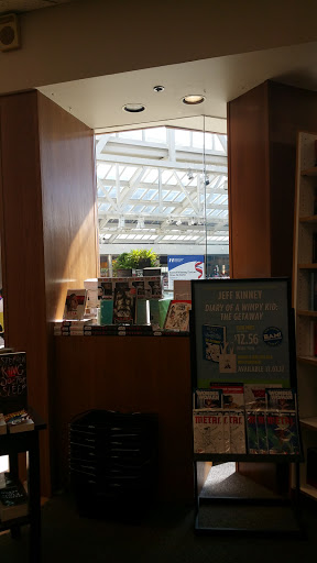 Book Store «Books-A-Million», reviews and photos, 700 Paramus Park #2115, Paramus, NJ 07652, USA