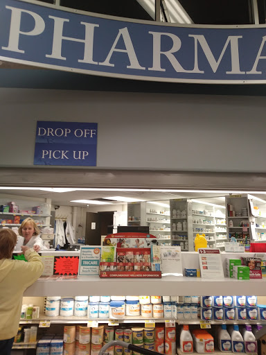 Shopping Mall «Beards Hill Plaza Shopping Center», reviews and photos, 949 Beards Hill Rd, Aberdeen, MD 21001, USA