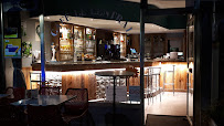 Atmosphère du Café Café le Central à Taninges - n°15