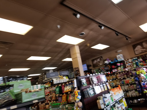 Pet Supply Store «Pet Valu», reviews and photos, 1596 Union Tpke, New Hyde Park, NY 11040, USA