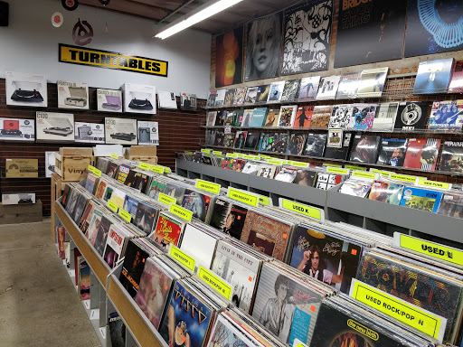 Record Store «Dimple Records-Broadway», reviews and photos, 2500 16th St, Sacramento, CA 95818, USA