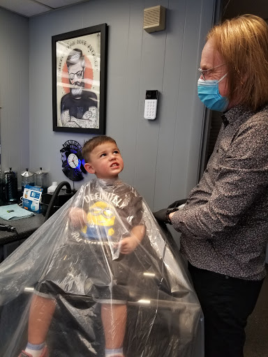 Barber Shop «J-Town Barber Shop», reviews and photos, 10308 Taylorsville Rd, Louisville, KY 40299, USA