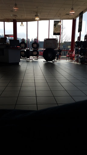 Tire Shop «Discount Tire Store - Tigard, OR», reviews and photos, 11462 SW Pacific Hwy, Tigard, OR 97223, USA