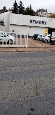 Renault à Cours