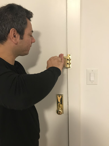 Locksmith «Always Ready Locksmith», reviews and photos, 71-22 164th St #1, Fresh Meadows, NY 11365, USA