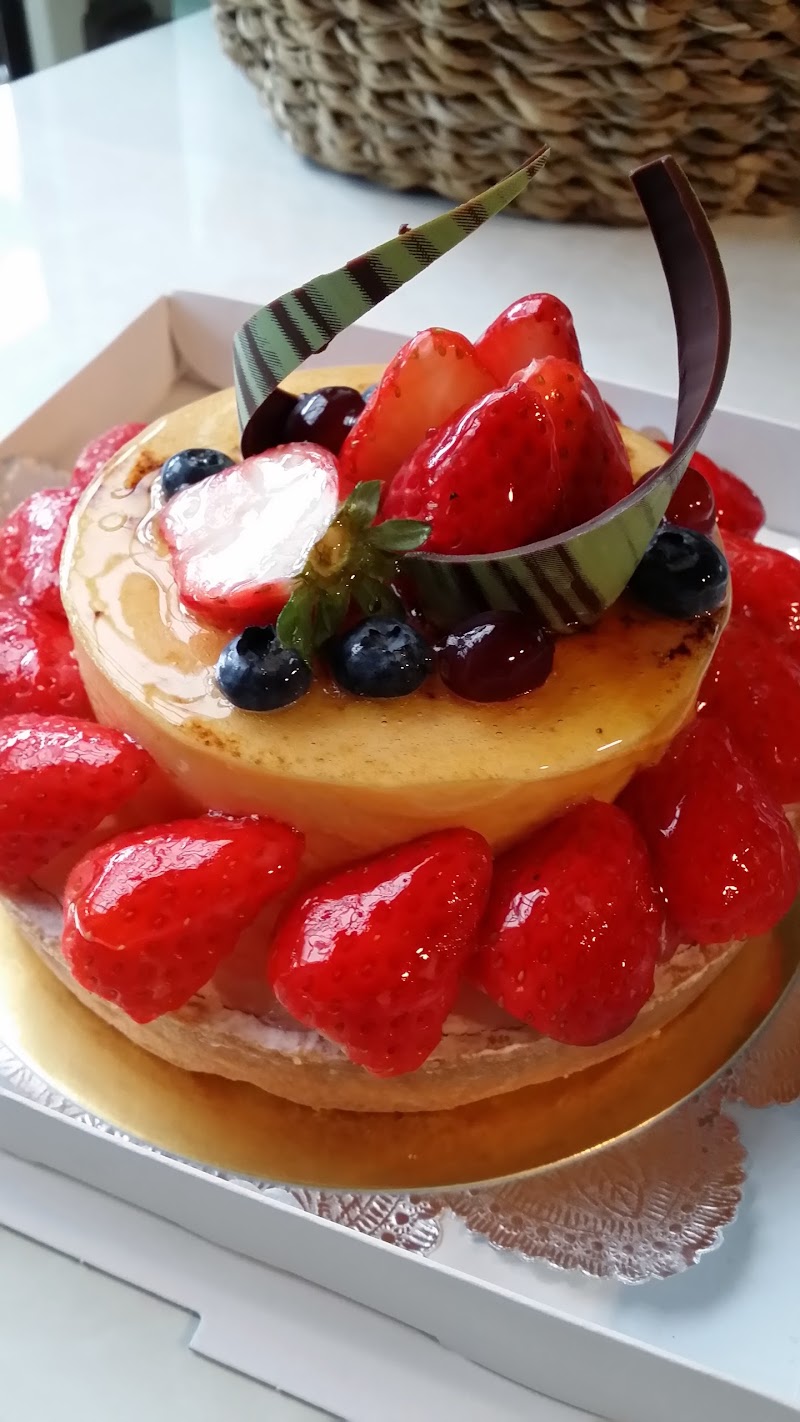 ドレスデン本店 福岡県北九州市小倉北区下富野 洋菓子店 パン グルコミ