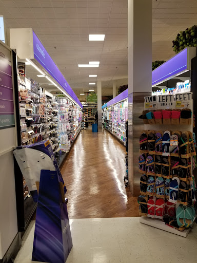 Supermarket «The Fresh Grocer of Grays Ferry», reviews and photos, 3021 Grays Ferry Ave, Philadelphia, PA 19146, USA