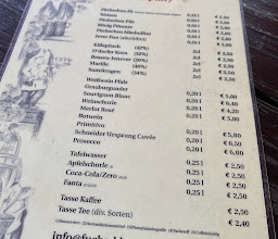 Fuchs am Klemensplatz photo