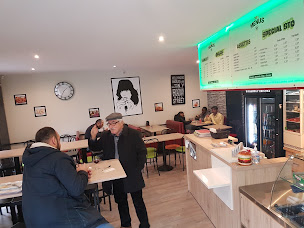 Photo n°64 de Restaurant STO produit frais à Bressuire ()