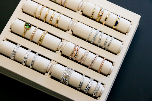 Jewelry Store «J Rankin Jewellers», reviews and photos, 505 5th Ave S a103, Edmonds, WA 98020, USA