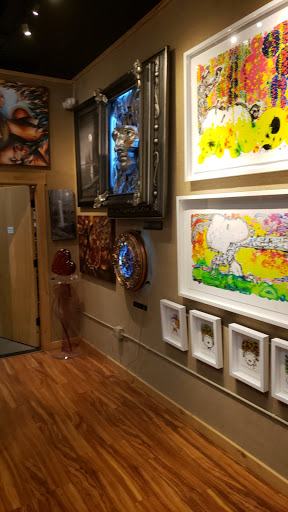 Wyland Galleries image
