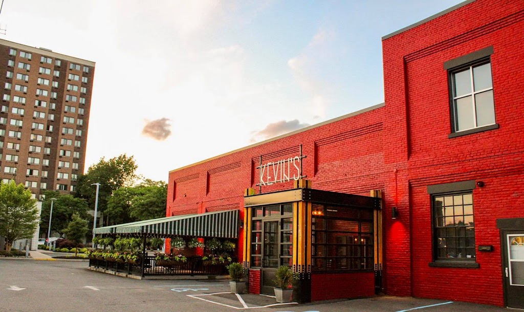 Kevin's Bar & Restaurant 18704