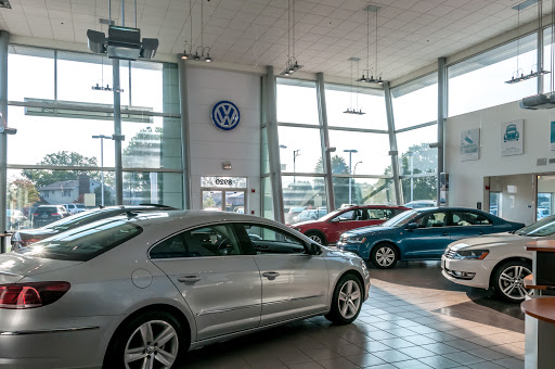 Volkswagen Dealer «Mike Haggerty VW», reviews and photos, 8920 S Cicero Ave, Oak Lawn, IL 60453, USA