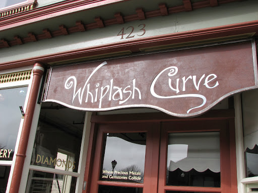 Whiplash Curve, 423 1st St, Eureka, CA 95501, USA, 