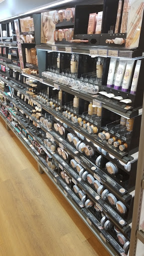 Hair Salon «Ulta Beauty», reviews and photos, 3205 Woodward Crossing Blvd #220, Buford, GA 30519, USA