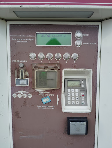 Photo 2 - AUTOZEN MONTIGNAC / GLASS & WASH