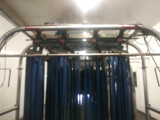 Car Wash «Ultra Car Wash - Suwanee», reviews and photos, 3121 Lawrenceville-Suwanee Rd, Suwanee, GA 30024, USA