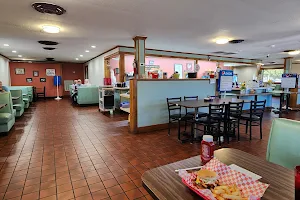 Hadley's Restaurant image