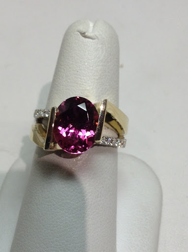 Jeweler «La Jolla Fine Jewelry», reviews and photos, 111 S Main St, Chelsea, MI 48118, USA