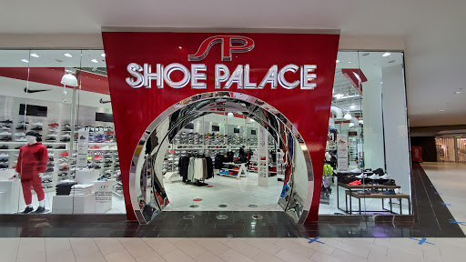 Shoe Store «Shoe Palace», reviews and photos, 2901 S Capital of Texas Hwy, Austin, TX 78746, USA