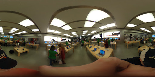 Computer Store «Apple Barton Creek», reviews and photos, 2901 S Capital of Texas Hwy, Austin, TX 78746, USA