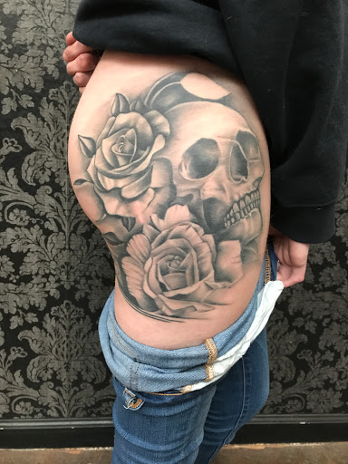 Tattoo Shop «Lyfestyle Ink», reviews and photos, 1923 S El Camino Real, San Mateo, CA 94403, USA