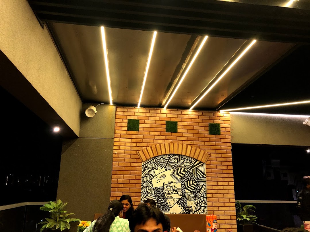 Uptown Cafe