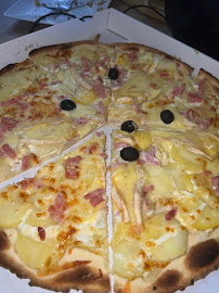 Plats et boissons du Pizzeria Pizza Luna à Llupia - n°2