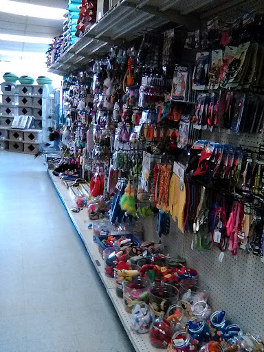 Pet Store «Pet Pals Discount Pet Foods & Supplies», reviews and photos, 3660 Soquel Dr, Soquel, CA 95073, USA