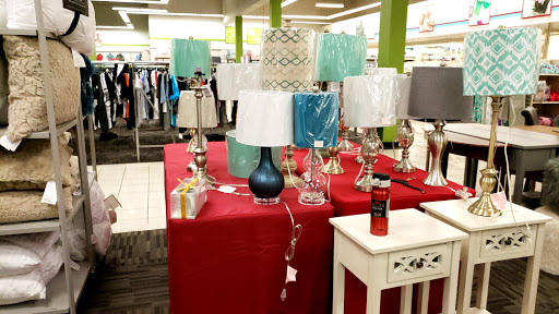 Clothing Store «Burlington Coat Factory», reviews and photos, 3333 N State Rd 7, Lauderdale Lakes, FL 33319, USA